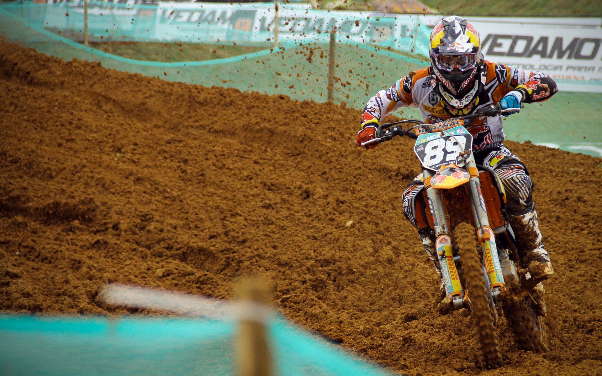 青少年联赛激烈程度提高潜力选手脱颖而出，青少年邀请赛